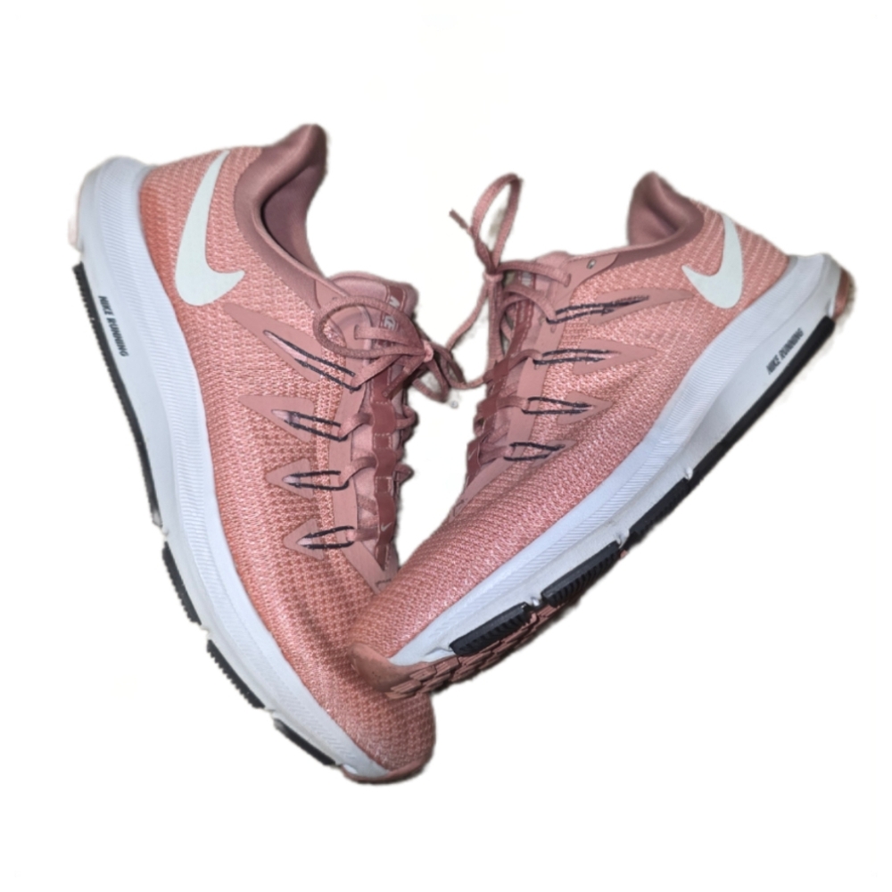 Nike Womens Quest Running Shoes - Rust Pink/Ladies Size Small 8/GUC